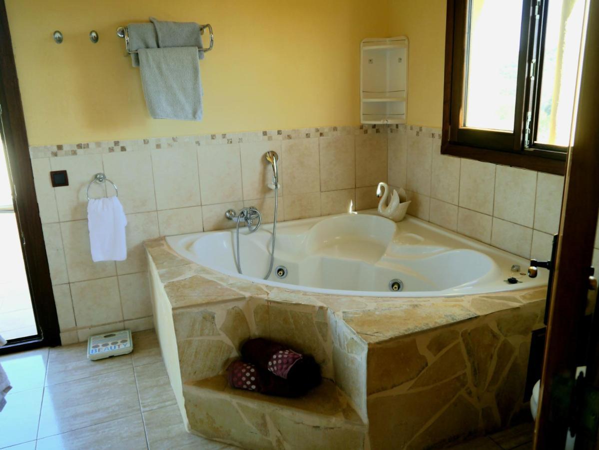 סנט לורנס דס קרדסר Villa Miramar מראה חיצוני תמונה