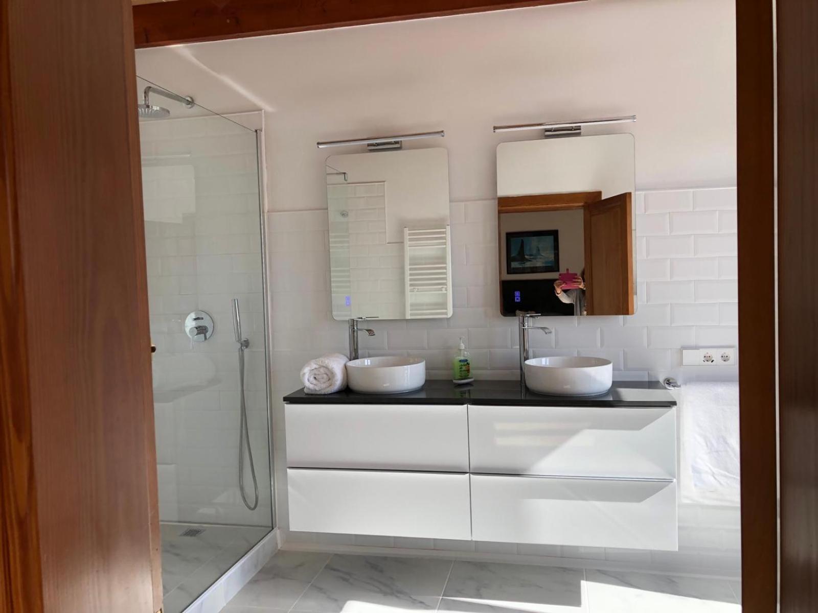 סנט לורנס דס קרדסר Villa Miramar מראה חיצוני תמונה
